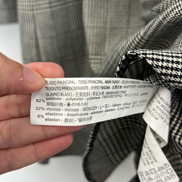 Zara - Houndstooth Plaid Long Sleeve Ruffle Bottom Mini Dress Size Medium - Picture 9 of 12